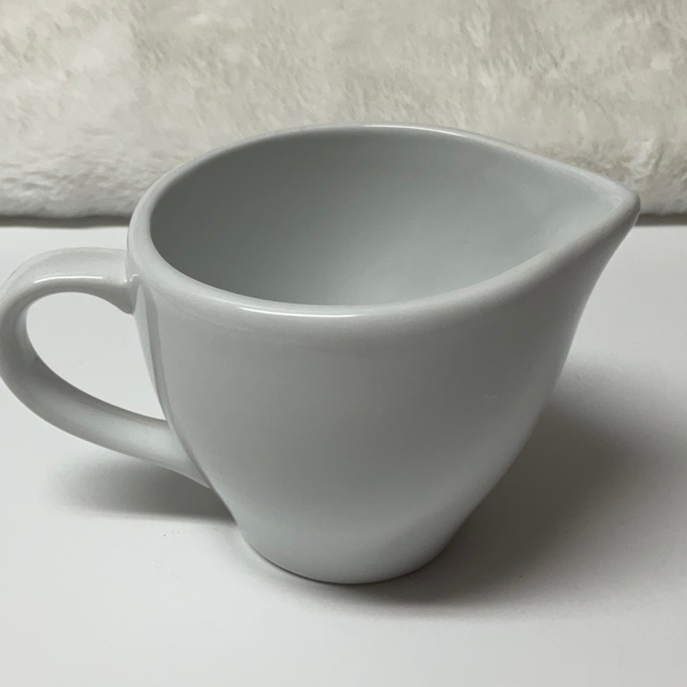 POTTERY BARN Creamer Pitcher GREAT WHITE Style